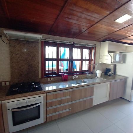 Moreira Casa Com Churrasqueira E Ar-Condicionado Убатуба Экстерьер фото