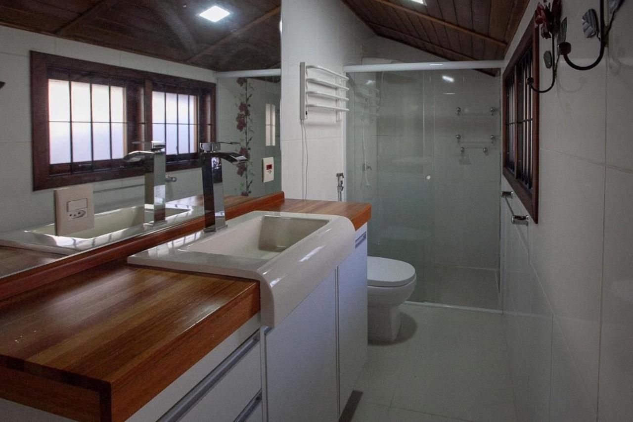 Moreira Casa Com Churrasqueira E Ar-Condicionado Убатуба Экстерьер фото
