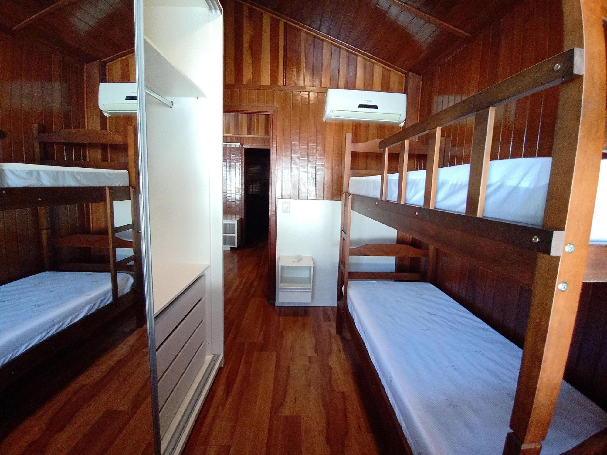 Moreira Casa Com Churrasqueira E Ar-Condicionado Убатуба Экстерьер фото