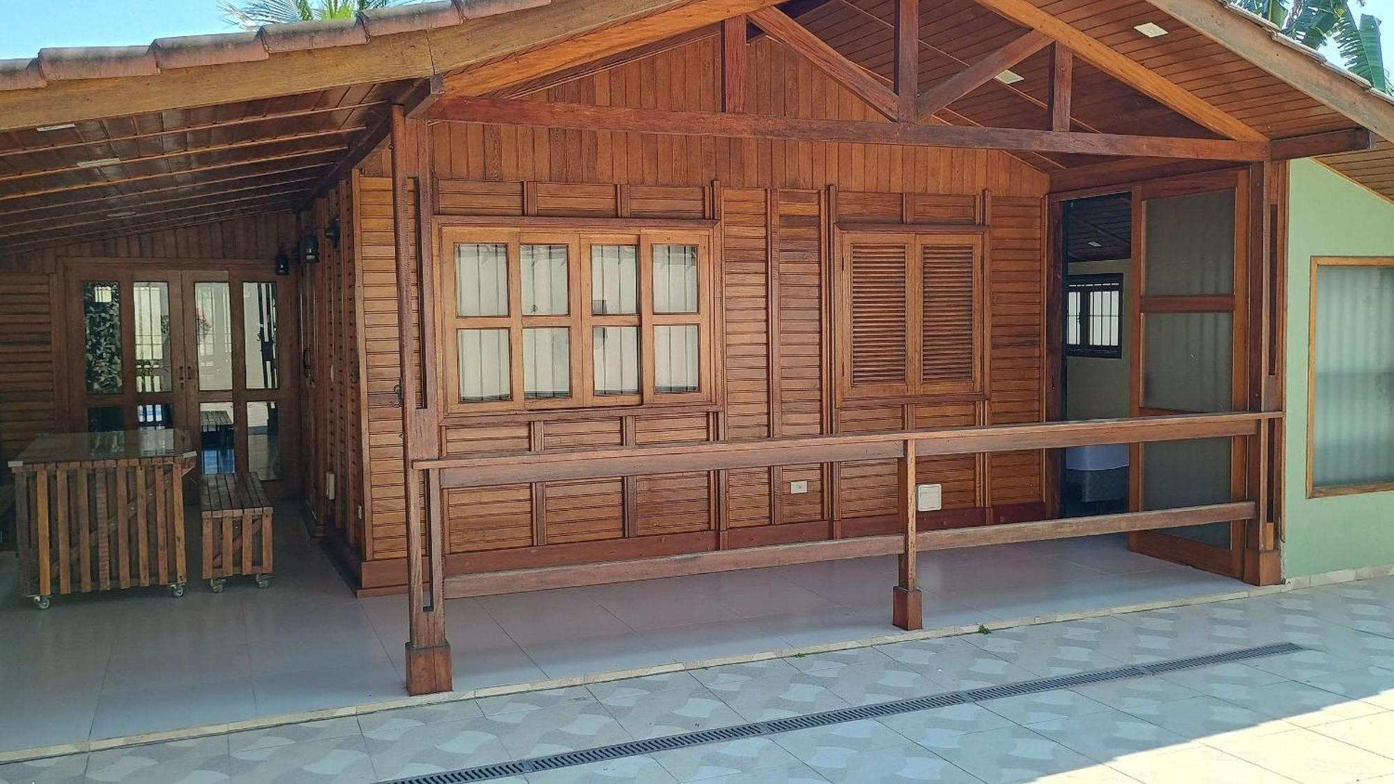Moreira Casa Com Churrasqueira E Ar-Condicionado Убатуба Экстерьер фото