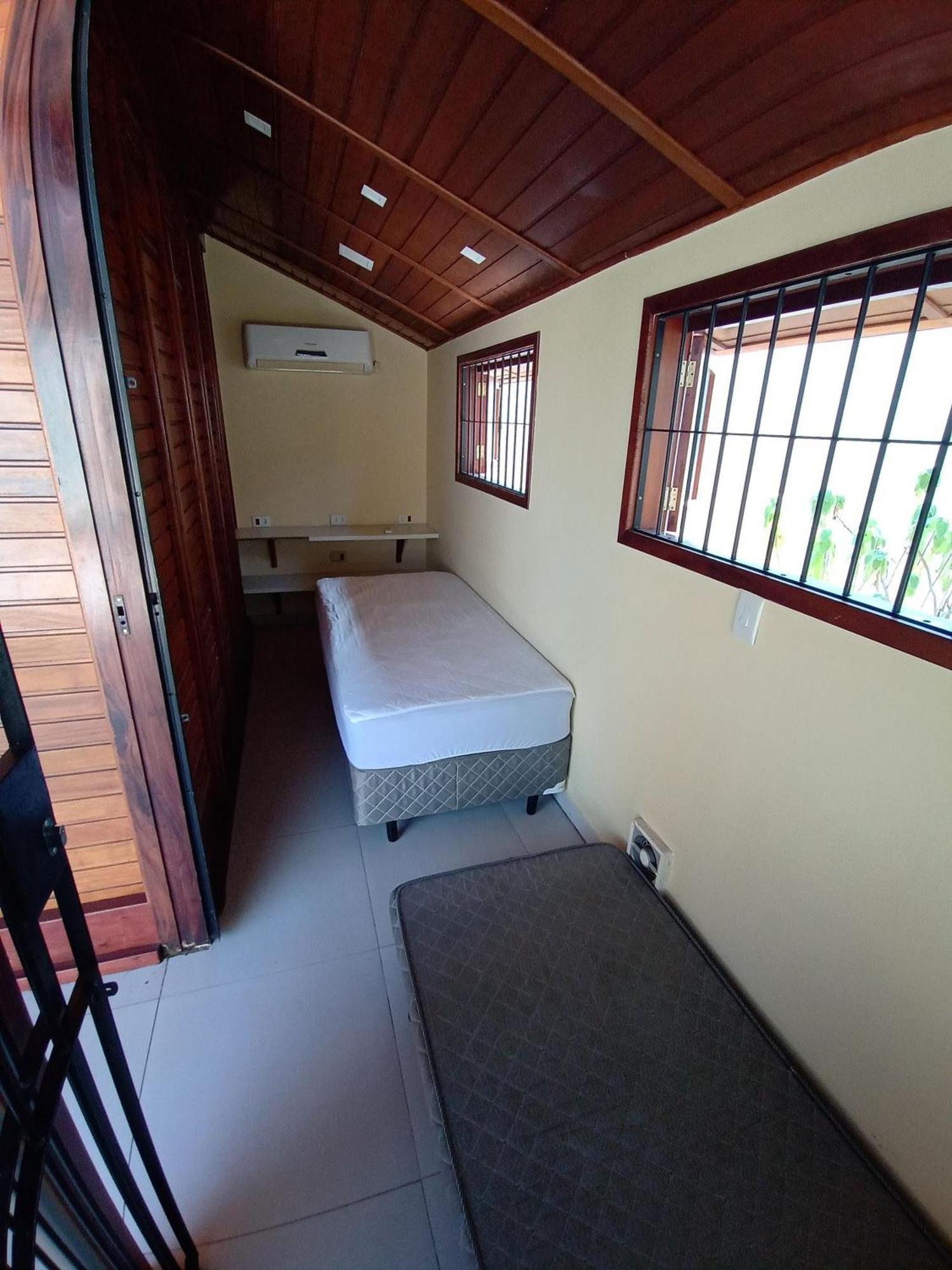 Moreira Casa Com Churrasqueira E Ar-Condicionado Убатуба Экстерьер фото
